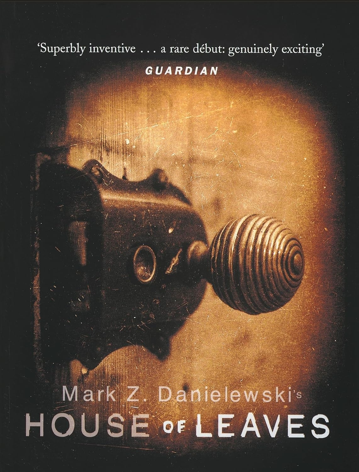 Cover of House of Leaves